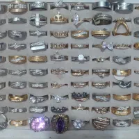 انگشتر و حلقه و گردنبند و دستبند