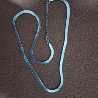 گردنبد و زنجیر