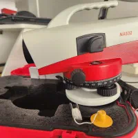 دوربین نقشه برداری NA532 با سه پایه چوبی و شاخص|مصالح و تجهیزات ساختمان|تهران, شهرک علم و فناوری|دیوار