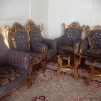 مبل 7نفره سلطنتی همراه با میز عسلی
