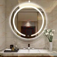 اینه نوری|آینه|شیراز, کوشک میدان|دیوار