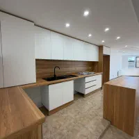 113-متر-رو-به-نما-زنبق