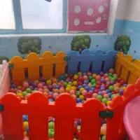 استخر توپ و سرسره و ...