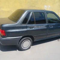 پرایدسبزیشمی،مدل۸۲،دوررنگ،جلوضربه داشته ولی سرحال