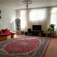 همخونه خانم