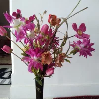 پایه گل مصنوعی