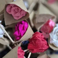 گل های کاغذ کشی