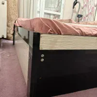 تخت دو نفره MDF سفید مشکی همراه با تشک رویال|تخت و سرویس خواب|محمدیه-قزوین, |دیوار