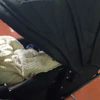 کالسکه نو سالم و تمیز دارای گارانتی و جعبه‌|کالسکه و لوازم جانبی|قم, چهل درخت‎|دیوار