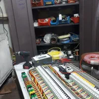 برق کار برقکارصنعتی ساختمان وسیم کشی تلفن کولرگازی|خدمات پیشه و مهارت|صدرا-فارس, فاز ۱|دیوار