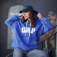 هودی ،در رنگبندی کامل|لباس|کمیجان, |دیوار