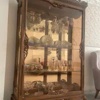 بوفه چوب گردو بسیار شیک|بوفه، ویترین، کنسول|اردکان, |دیوار