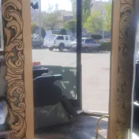 آینه و تخت فشیال و بخور صورت|آرایشگاه و سالنهای زیبایی|اردبیل, |دیوار