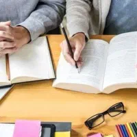 تدریس کلیه پایه های ابتدایی بصورت تضمینی