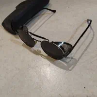 عینک اصلی اورجینال بهمراه کیف