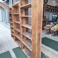 ویترین با چوب نراد