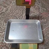 ترازوی دیجیتالی محک