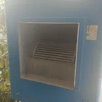 فروش چند عدد میز آهنی.دیگ استیل.وغیر..