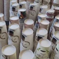 لیوان کاغذی طرح دار  ۲۲۰ سی سی