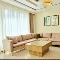 ۱۲۷ متر _ طبقه سوم _ روبروی پارک ملت