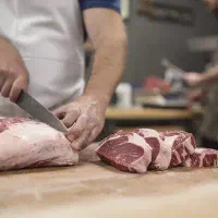 نیازمند قصاب کار بلد