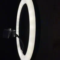 رینگ لایت همراه با پایه