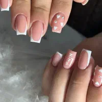 کاشت ناخن ۳۵۰