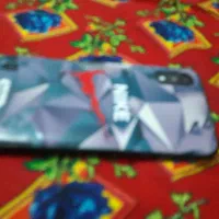 کفش درجه یک و گوشی سامسونگ اندروید ۱۲