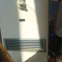 اب گرم کن دیواری