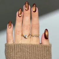 آموزش و کاشت ناخن، و کوتاهی مو، مژه با تخفیف ویژه|خدمات آرایشگری و زیبایی|خرمآباد, |دیوار