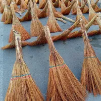 جارو دستی سنتی ویژه نوستالوژی خریدازتولیدی۱۷۵