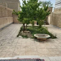 فروش منزل ویلایی ۴خواب قابل معاوضه|اجارهٔ خانه و ویلا|اصفهان, عاشقآباد|دیوار