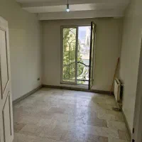 ۸۶متر/هروی ساقدوش/ بازسازی شده/بقیمت/فروشنده منعطف