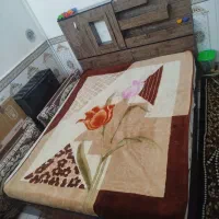 تخت و کمد فروشی