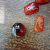 تعدادی سنگ انگشتر و چشم نظر