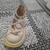 کفش بچگانه و۲ متر پارچه در هرسین|کفش و لباس بچه|هرسین, |دیوار