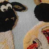 قالیچه بره ناقلا|فرش|نیشابور, گنبد سبز|دیوار