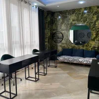 اجاره اتاق و میز کاشت مژه تعداد محدودی میز ناخون