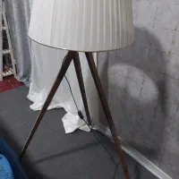 چراغ خواب ایستاده نونوبدون هیچ مشکلی