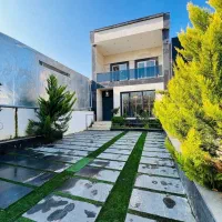 ویلا-دوبلکس-با-معماری-چشمگیر-ترکیب-فضا-و-نور