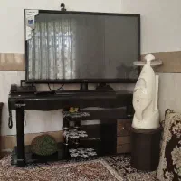 میز تلویزیون موجوده تلویزیون فروخته شد