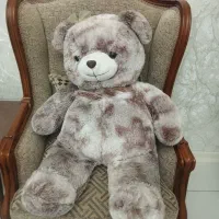 عروسک خرسی تقریبا بزرگ
