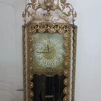 ساعت ایستاده برنزی