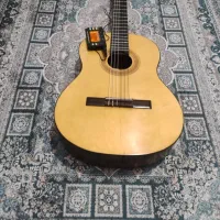 گیتار  ak50 در حد نوو کمکار