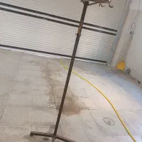 آویز لباس