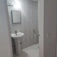 آپارتمان-دوخوابه-طبقه-اول-با-آسانسور-کنارمرکزخرید