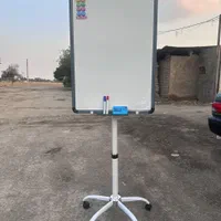 Magnetic stand whiteboard ( تخته وایت برد مدیریتی)|لوازم التحریر|تهران, امیر بهادر|دیوار