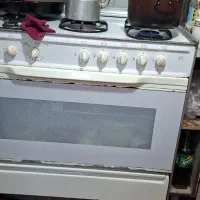 اجاق گاز و دو عدد بخاری گازی