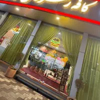 پذیرش نیرو رستوران زیتون