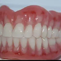به یک خانم مبتدی جهت لابراتوار دندانسازی